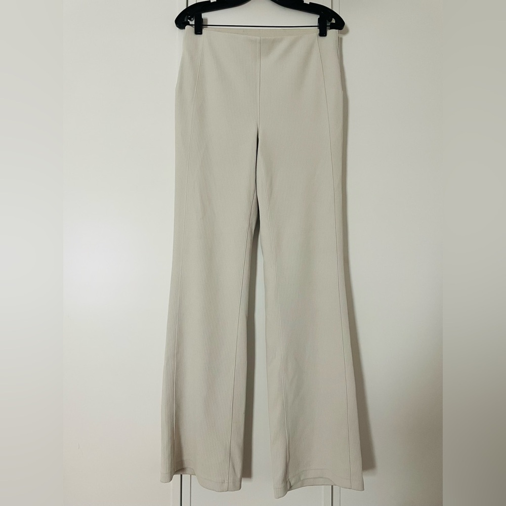 Lululemon Ribbed Softstreme Flared Pant